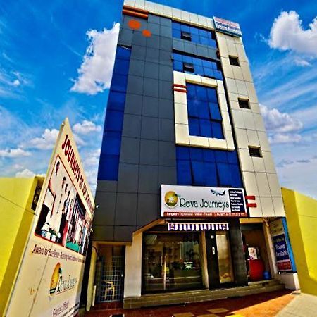Reva Guest House Тирупати Екстериор снимка